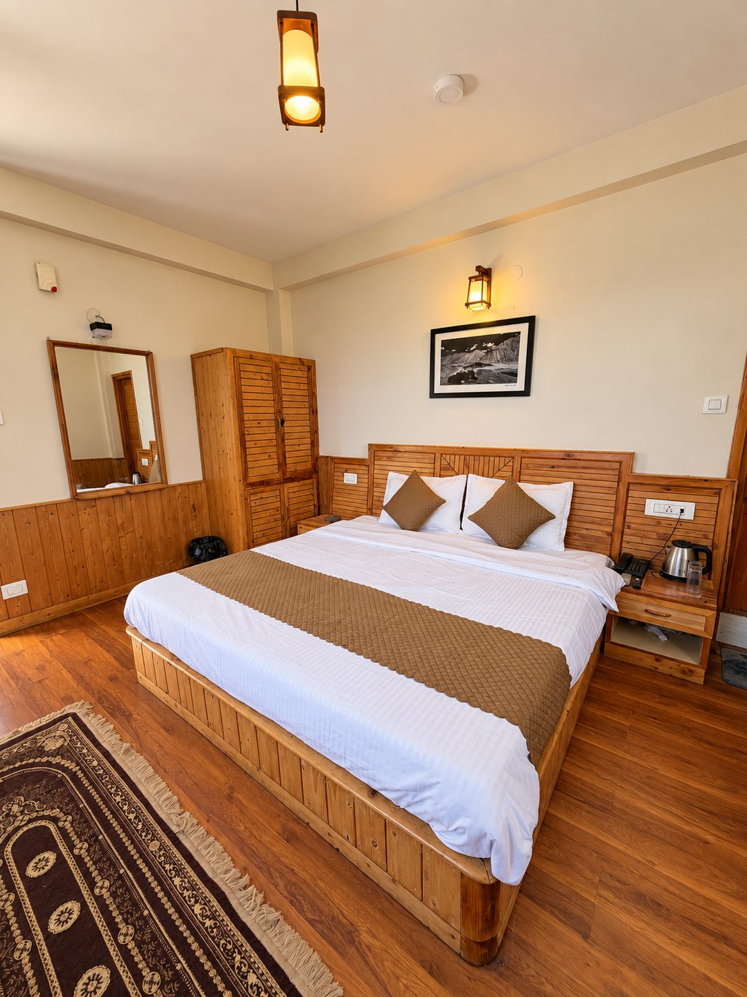 Premium Room at Kanyal Heights