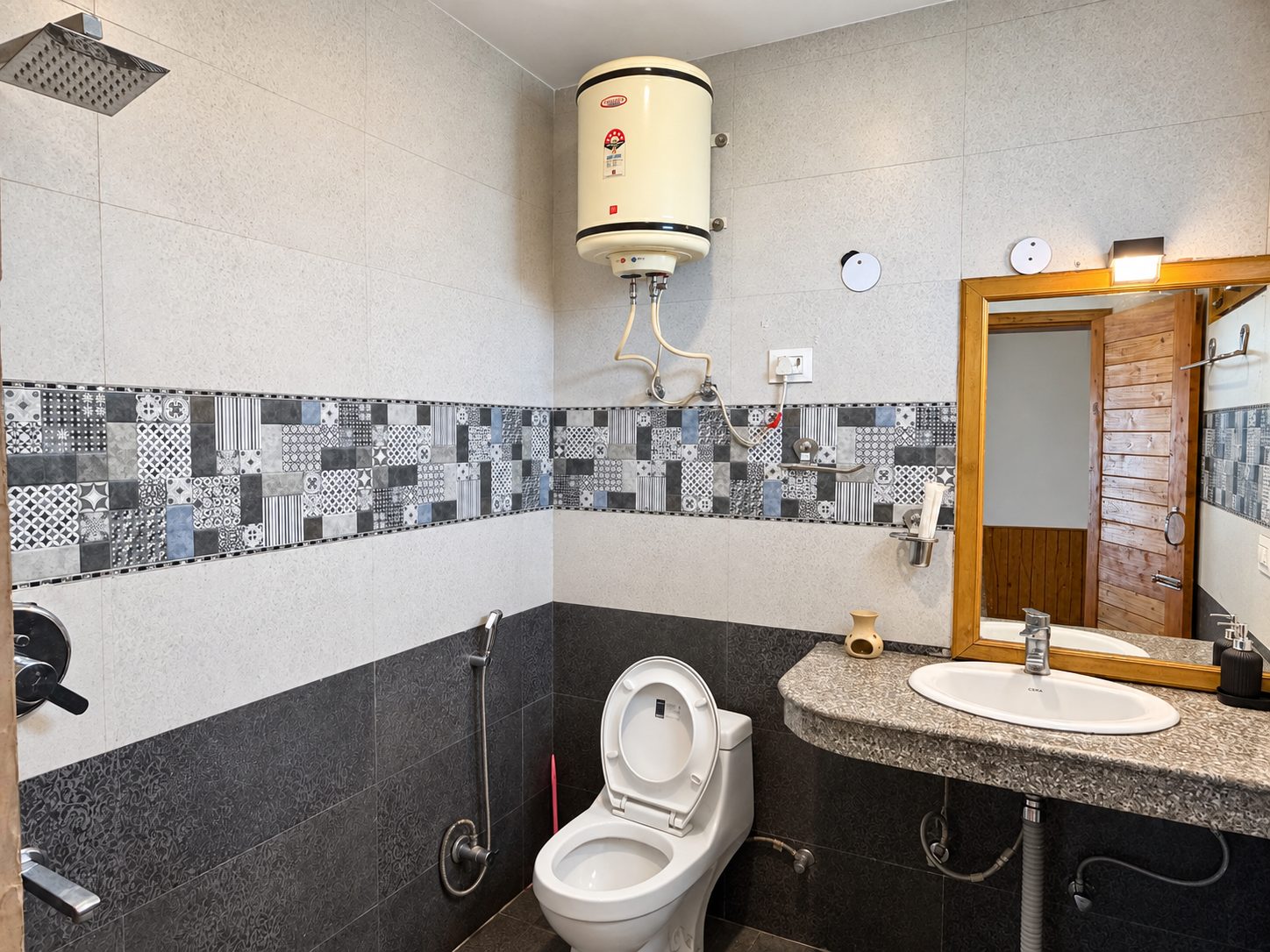 Superior Room washroom at Kanyal Heights